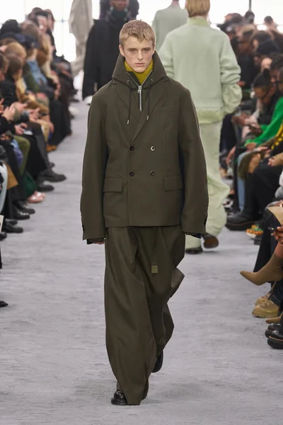 Look 57